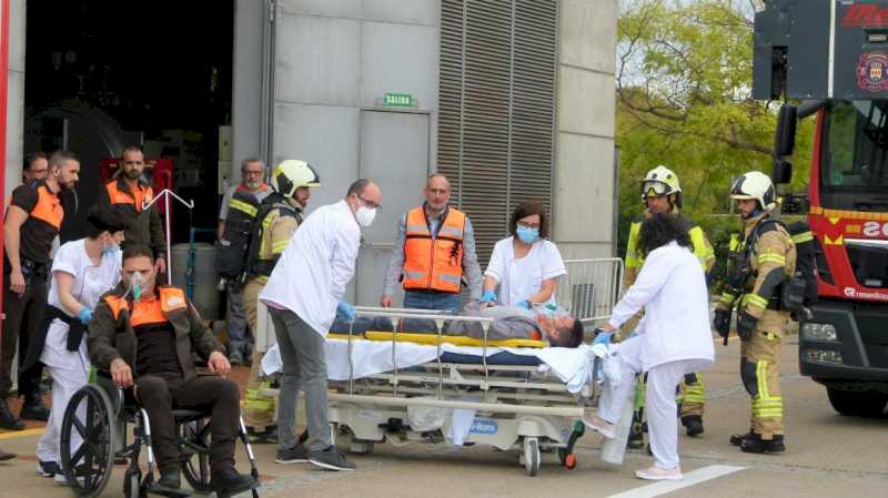 Spitalul Fundației Alcorcón efectuează un exercițiu de urgență cu pompierii din municipiu pentru a consolida măsurile de siguranță împotriva accidentelor
