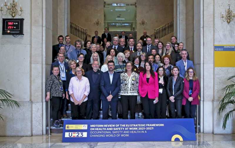 Muncii îi salută pe cei responsabili de inspecțiile europene ale muncii