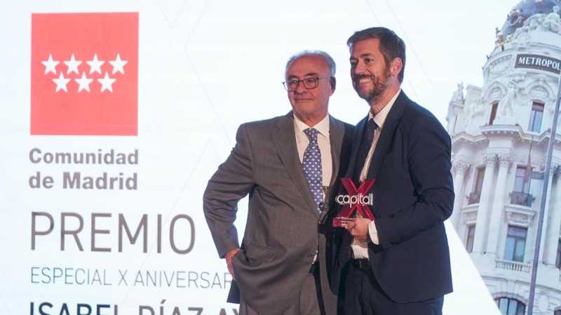 Díaz Ayuso, distinsă cu Premiul Special pentru a 10-a aniversare de la revista Capital, ca recunoaștere a carierei sale