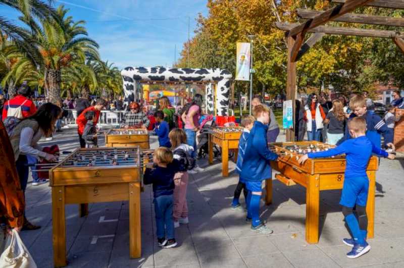 Torrejón – Aflux mare de familii în activitățile distractive organizate cu ocazia Zilei Mondiale a Copilului