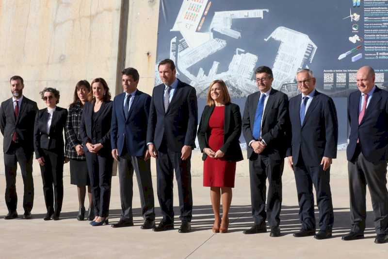 Puente anunță că următorul Consiliu de Miniștri va aproba licitația pentru lucrările de extindere nordică a Portului Valencia în valoare de 656 milioane