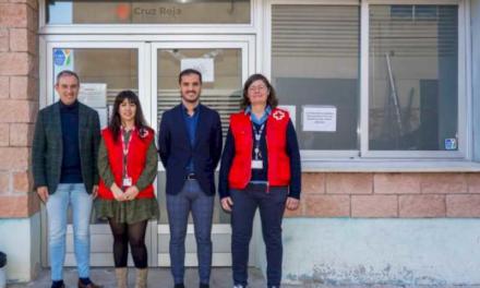 Torrejón – Primarul, Alejandro Navarro Prieto, vizitează adăpostul Torrejón de Ardoz pentru persoane fără adăpost, care este deschis 365 de zile pe…