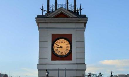 Comunitatea Madrid vă prezintă catalogul virtual Ceasul Puerta del Sol. Vă sună cunoscut?, un omagiu adus uneia dintre principalele embleme ale capitalei