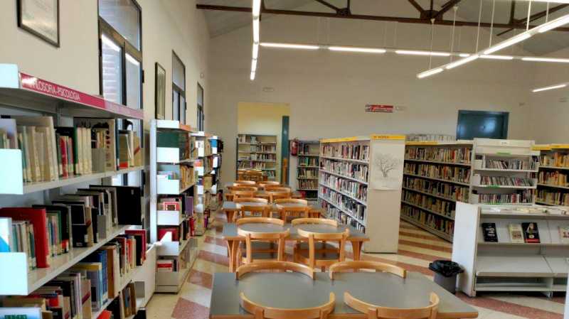 Comunitatea Madrid extinde programul bibliotecilor sale publice pentru a facilita pregătirea studenților pentru examene