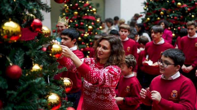 Comunitatea Madrid a crescut numărul de vizitatori cu 33% în timpul Crăciunului în Sol