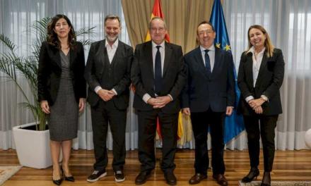 Jordi Hereu împărtășește CEOE dorința sa de a promova în continuare transformarea sectorului turistic