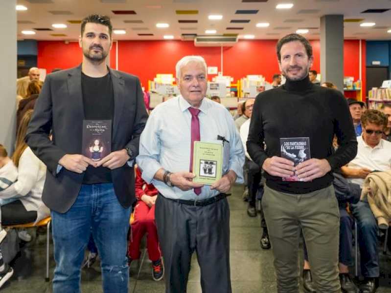 Torrejón – Torrejón de Ardoz a găzduit prezentarea cărților scriitorilor locali, José María Pérez, Mario Benito, Miguel Ángel G…