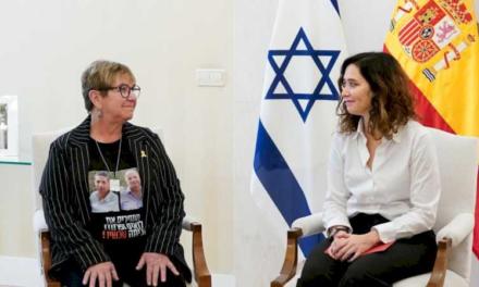 Díaz Ayuso le transmite rudelor israelienilor răpiți de Hamas dorința sa ca aceștia să fie reuniți în curând