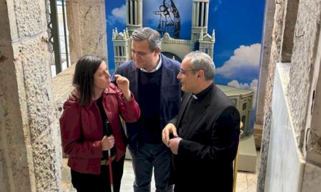 Comunitatea Madrid oferă parohiei Maudes un model pentru ca enoriașii săi cu surdoorbi să cunoască biserica într-un mod tactil