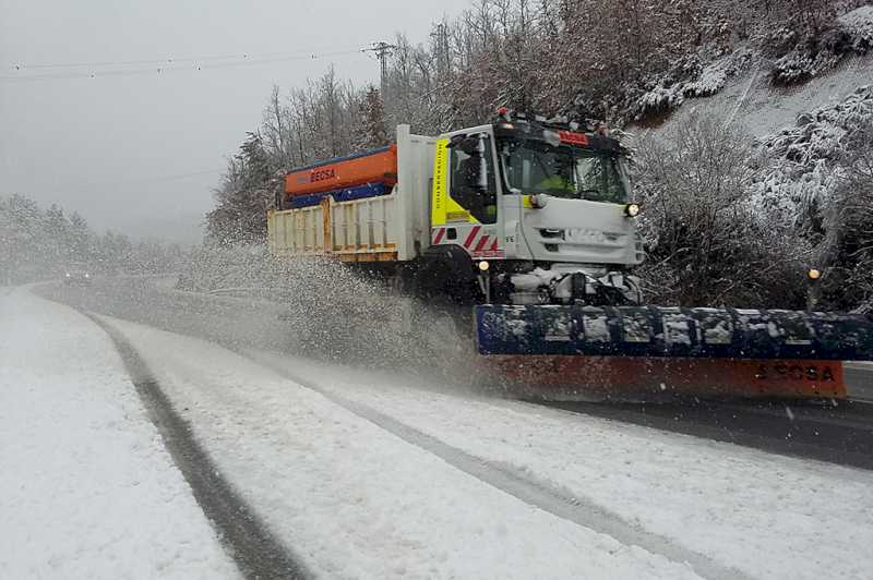 Transportul are 686 de mașini de deszăpezire și 129.005 de tone de fluxuri împotriva zăpezii în Asturias, Cantabria, Castilla y León și Catalonia
