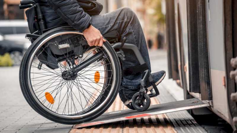 Comunitatea Madrid alocă 33,9 milioane pentru 811 locuri de zi pentru adulții cu dizabilități fizice