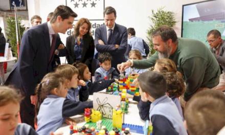Comunitatea își expune oferta educațională, de cercetare și tehnologică în Sala de clasă, iar Târgul de Știință din Madrid este