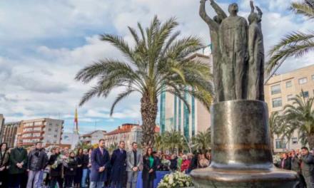 Torrejón – Torrejón de Ardoz și-a amintit printr-un emoționant omagiu victimelor atentatelor din 11 martie cu ocazia celei de-a douăzecea aniversări…