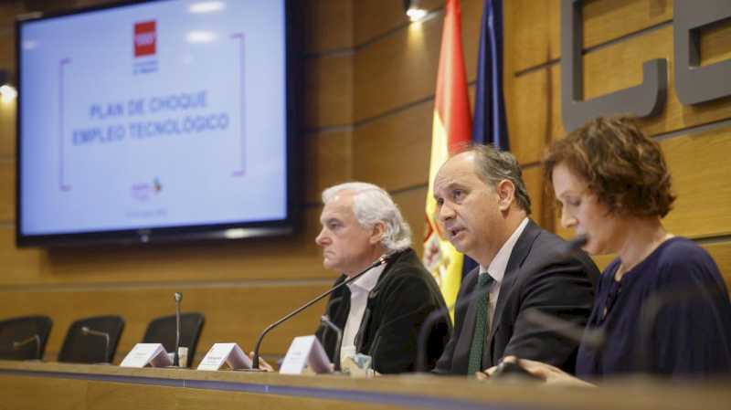 Comunitatea Madrid va implementa un plan de șoc pentru a acoperi peste 40.000 de locuri de muncă în sectorul tehnologiei