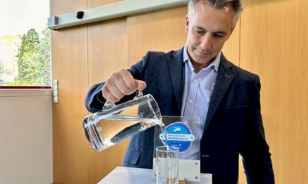 Comunitatea lansează un site web care încurajează locuitorii din Madrid să consume apă de la robinet