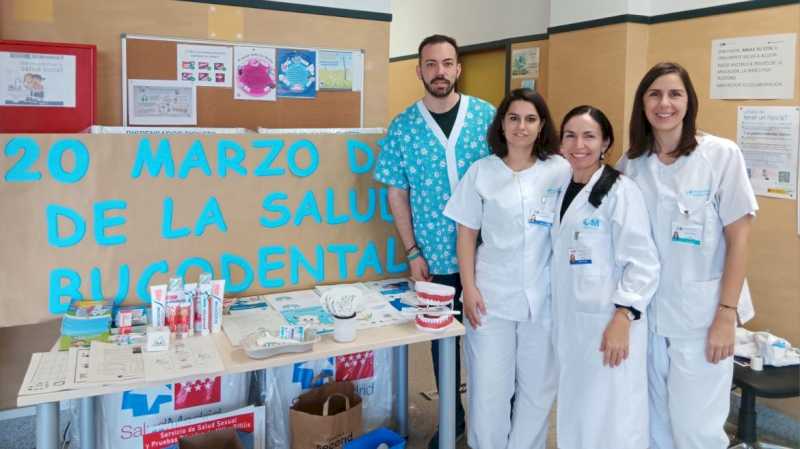 Igieniștii și stomatologii din Asistența Primară din Comunitatea Madrid învață populația să mențină o gură sănătoasă