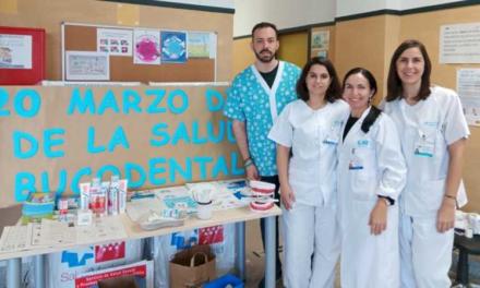 Igieniștii și stomatologii din Asistența Primară din Comunitatea Madrid învață populația să mențină o gură sănătoasă