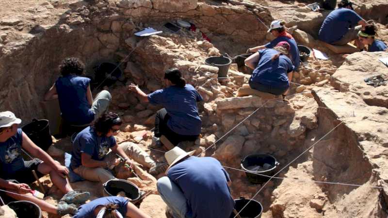 Comunitatea Madrid prezintă descoperirile despre neanderthalienii din Pinilla del Valle la cel de-al 89-lea Congres de Arheologie Americană