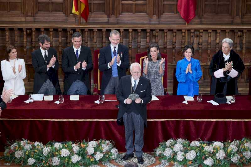Alcalá – Alcalá este dedicat prezentării Premiului Cervantes lui Luis Mateo Díez de către regi, actul central al marii sărbători a…