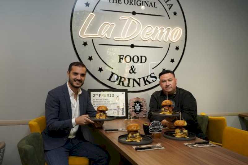 Torrejón – Restaurantul de hamburgeri Torrejon La Demo urcă pe podiumul concursului „Burger Combat”, luând premiul al doilea cu hamburgul său…