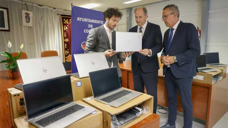 Comunitatea Madrid livrează municipalităților peste 800 de echipamente informatice pentru a-și îmbunătăți serviciile publice