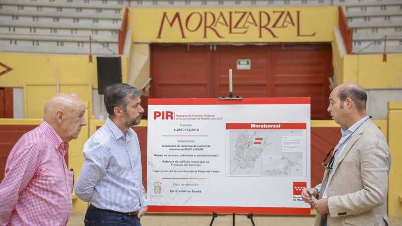 Comunitatea Madrid finalizează reparația acoperișului mobil al arena de tauri Moralzarzal