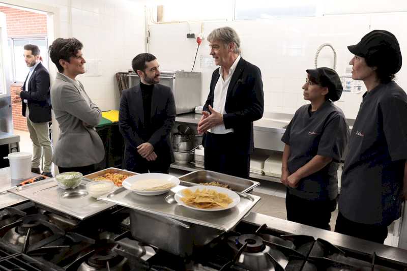 Consumo limitará los alimentos precocinados en los comedores escolares