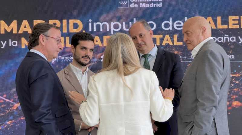 La Comunidad de Madrid concentra más del 43% de los perfiles profesionales tecnológicos de España